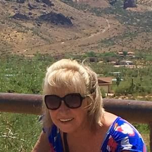 Meet your Posher, Donna